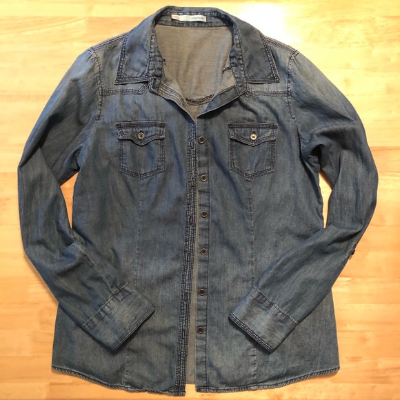 Maurices Tops - Maurice’s shirt denim long sleeve button down